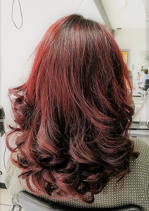  Damenfrisur Styling Stufen Locken Color Langhaar 